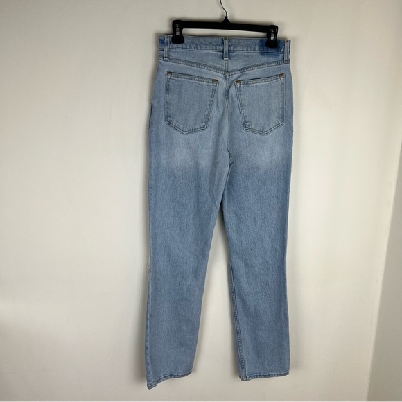 Abercrombie & Fitch Ultra High Rise 90s Straight Jean Distressed Size 28 / 6 - Picture 5 of 6